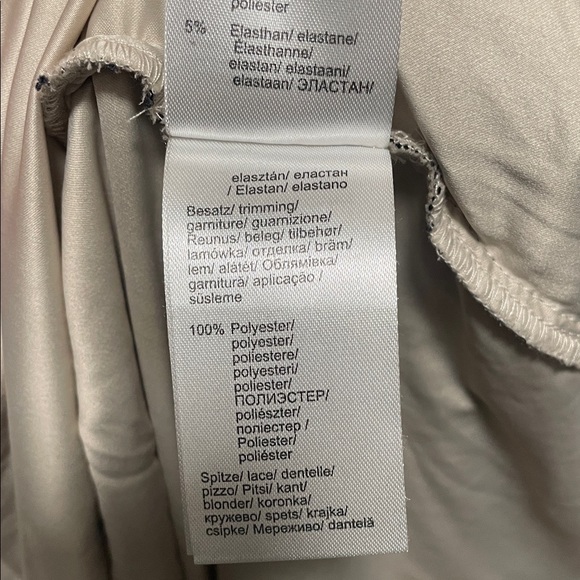 Venus Couture Black & Cream Fishtail Lace Dress Evening Gown Size 10 - Picture 12 of 13